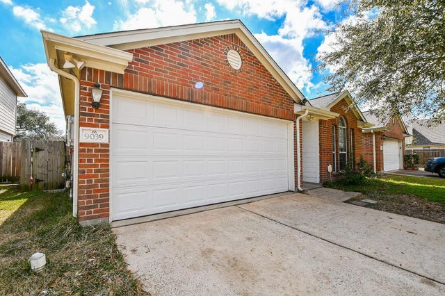 9039 Martin Heights Drive, Houston, TX 77031