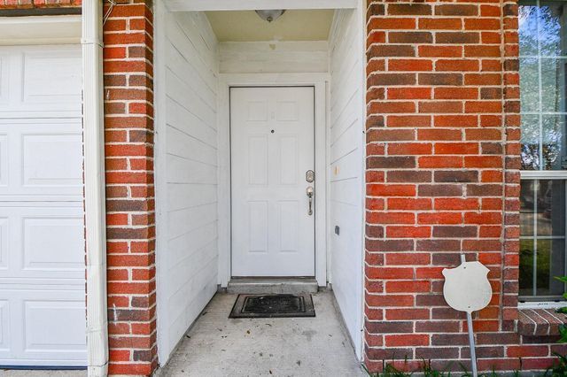 9039 Martin Heights Drive, Houston, TX 77031