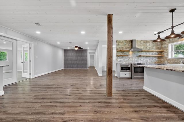 379 Hale Road, Bay City, TX 77414