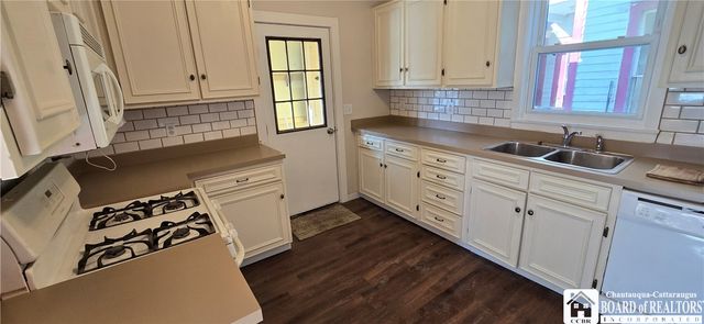 138 South 2nd Street, Olean, NY 14760