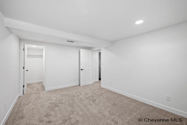 5048 REDMOND RD, Cheyenne, WY 82009