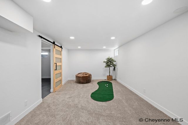 5048 REDMOND RD, Cheyenne, WY 82009