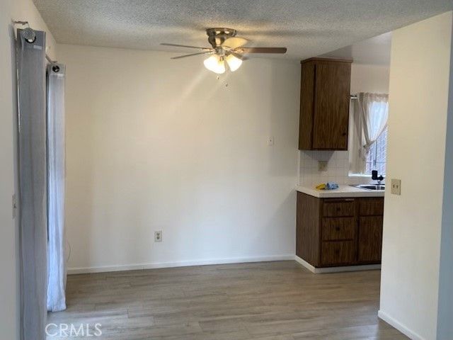 1049 Hewitt, San Fernando, CA 91340