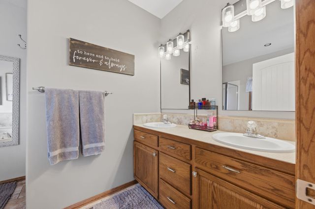 3140 N Lombard Ct, Wichita, KS 67223