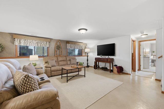 3140 N Lombard Ct, Wichita, KS 67223