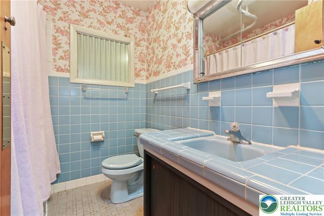 3319 Birch Avenue, South Whitehall Twp, PA 18103