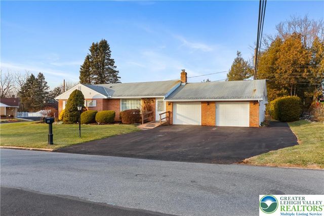 3319 Birch Avenue, South Whitehall Twp, PA 18103