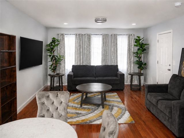 24 Hymer Street 2, Providence, RI 02908