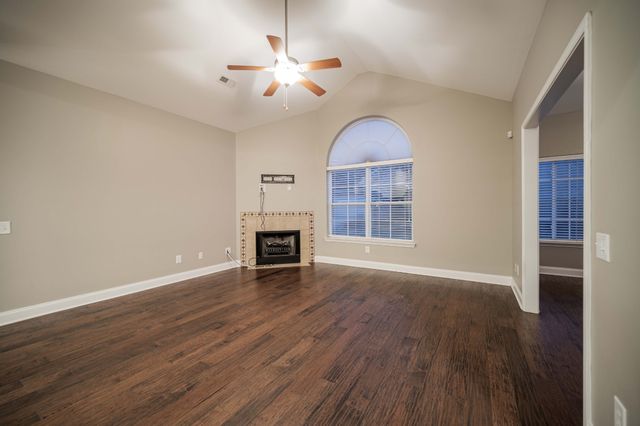 2362 Bridgeway St, Murfreesboro, TN 37128