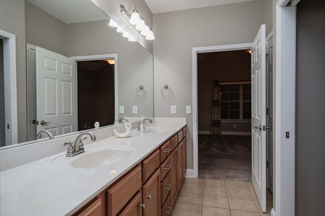 2362 Bridgeway St, Murfreesboro, TN 37128