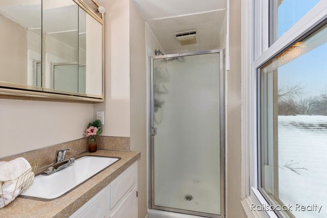 3535 Bromley Drive, Grand Rapids, MI 49508