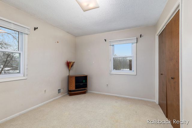 3535 Bromley Drive, Grand Rapids, MI 49508