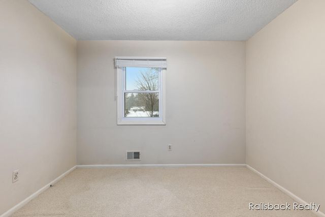 3535 Bromley Drive, Grand Rapids, MI 49508