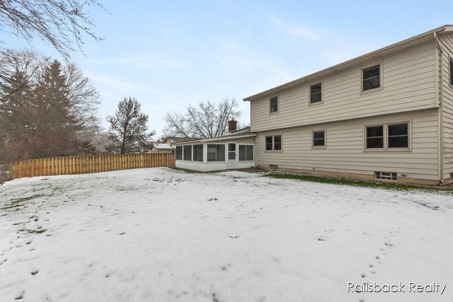 3535 Bromley Drive, Grand Rapids, MI 49508
