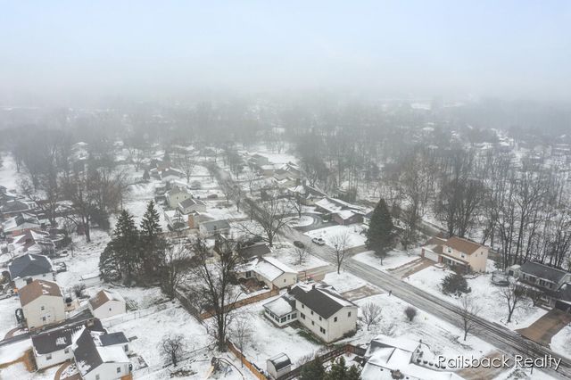 3535 Bromley Drive, Grand Rapids, MI 49508