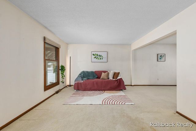 3535 Bromley Drive, Grand Rapids, MI 49508