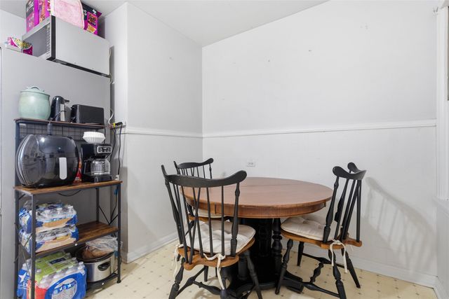 1503 W 10th Street, Mcgregor, TX 76657