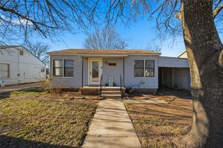 1503 W 10th Street, Mcgregor, TX 76657
