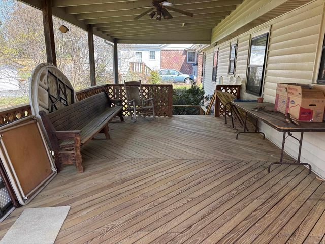 2816 Crouchwood Road, Little Rock, AR 72207