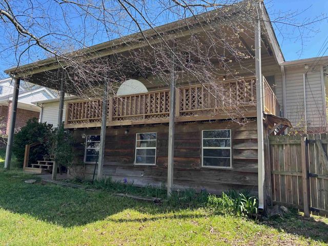 2816 Crouchwood Road, Little Rock, AR 72207