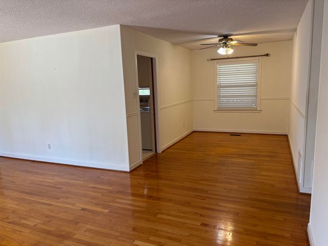 2816 Crouchwood Road, Little Rock, AR 72207