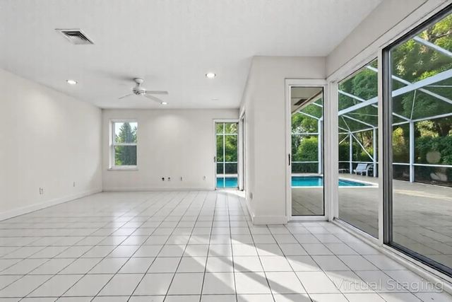 180 Egret Circle, Greenacres, FL 33413