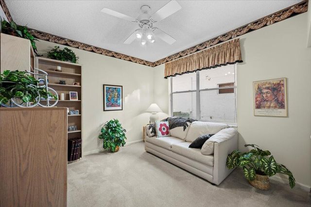 180 Egret Circle, Greenacres, FL 33413