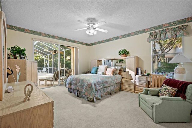 180 Egret Circle, Greenacres, FL 33413