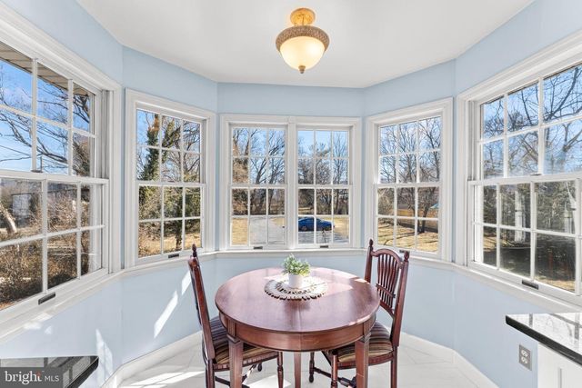 214 S ROYAL AVE, Front Royal, VA 22630