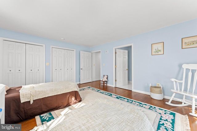 214 S ROYAL AVE, Front Royal, VA 22630