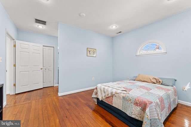 214 S ROYAL AVE, Front Royal, VA 22630