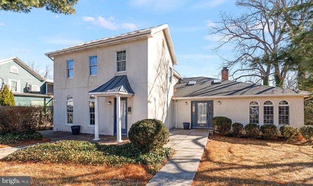 214 S ROYAL AVE, Front Royal, VA 22630