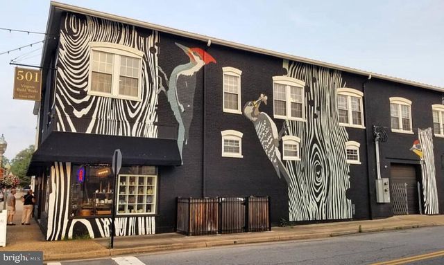 214 S ROYAL AVE, Front Royal, VA 22630