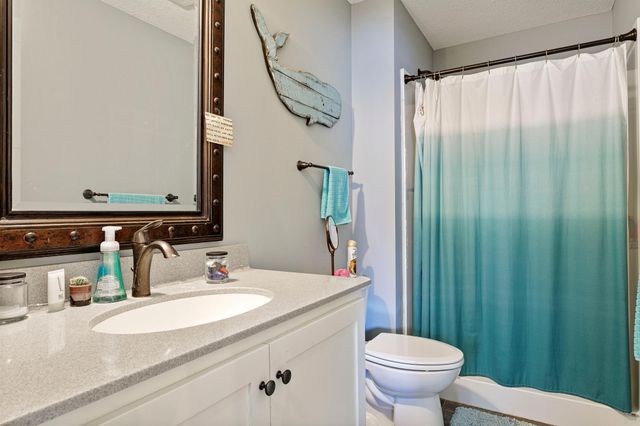 6484 Killdeer Drive, Lino Lakes, MN 55014