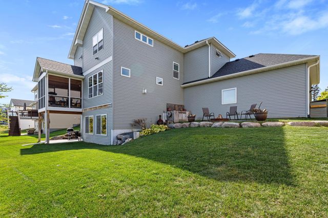 6484 Killdeer Drive, Lino Lakes, MN 55014