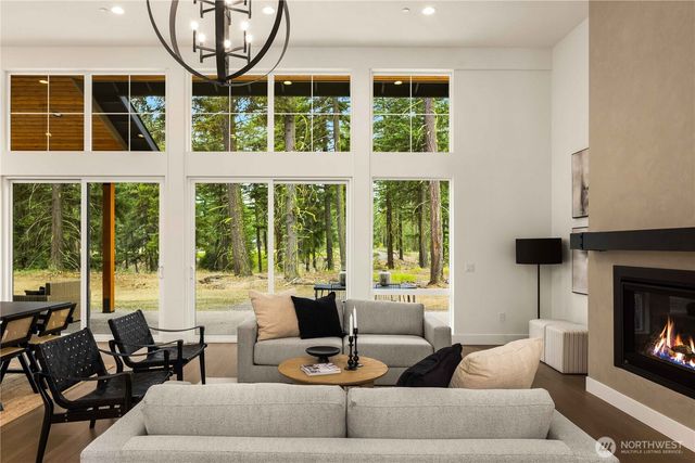 1800 Wanawish Loop, Cle Elum, WA 98922