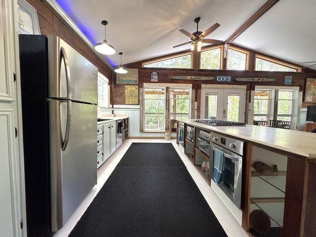 331 County Road 3240, Colmesneil, TX 75938