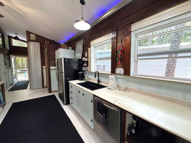 331 County Road 3240, Colmesneil, TX 75938