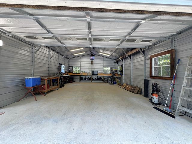 331 County Road 3240, Colmesneil, TX 75938