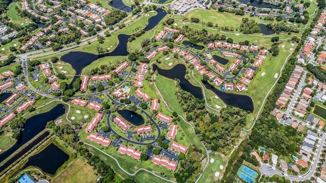 8535 Casa Del Lago F, Boca Raton, FL 33433