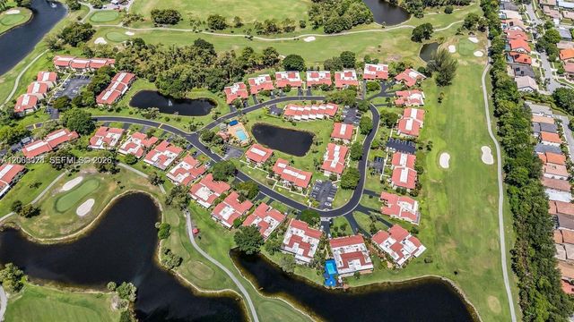 8535 Casa Del Lago F, Boca Raton, FL 33433