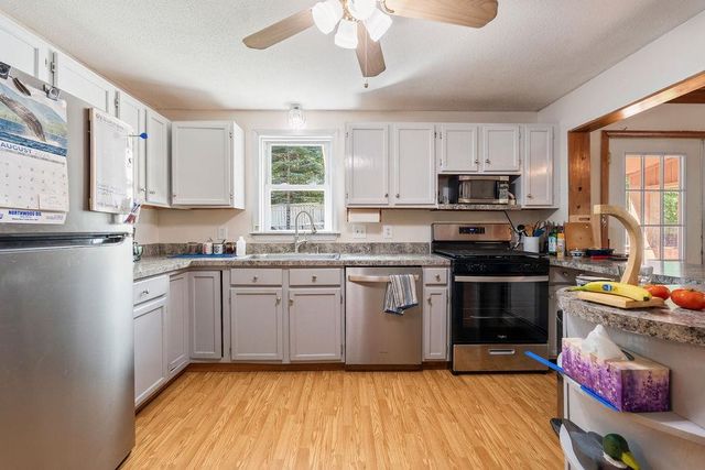 12 Birch Street, Northwood, NH 03261