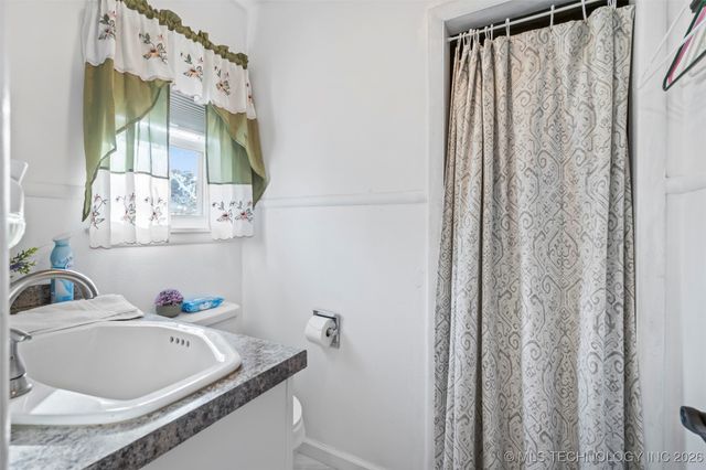 1189 E Tulsa Avenue, Kansas, OK 74347