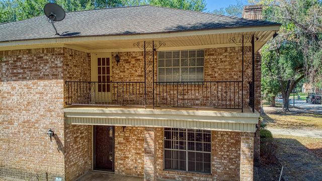 5703 Havenwoods Drive, Houston, TX 77066