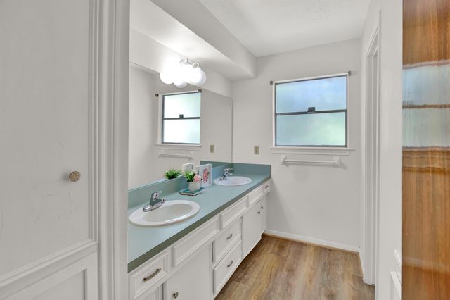 5703 Havenwoods Drive, Houston, TX 77066