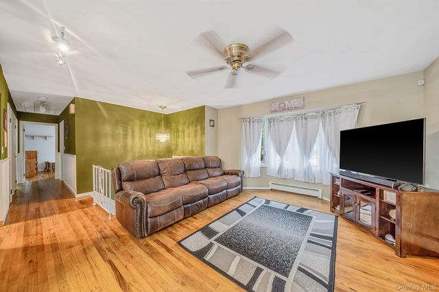 6 Smith Court, Mastic, NY 11950