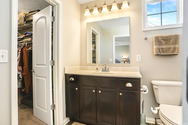 5352 Bloomsbury Court, Newburgh, IN 47630