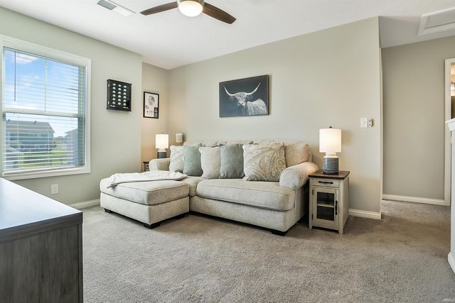 5352 Bloomsbury Court, Newburgh, IN 47630