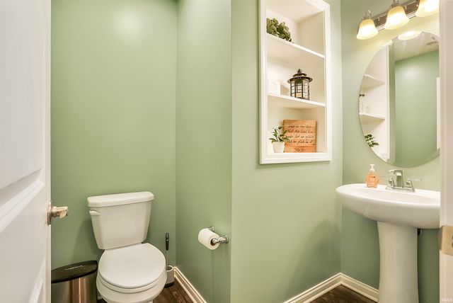 5352 Bloomsbury Court, Newburgh, IN 47630