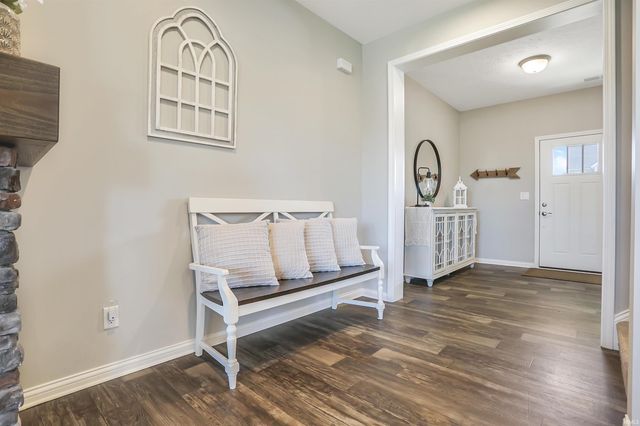 5352 Bloomsbury Court, Newburgh, IN 47630